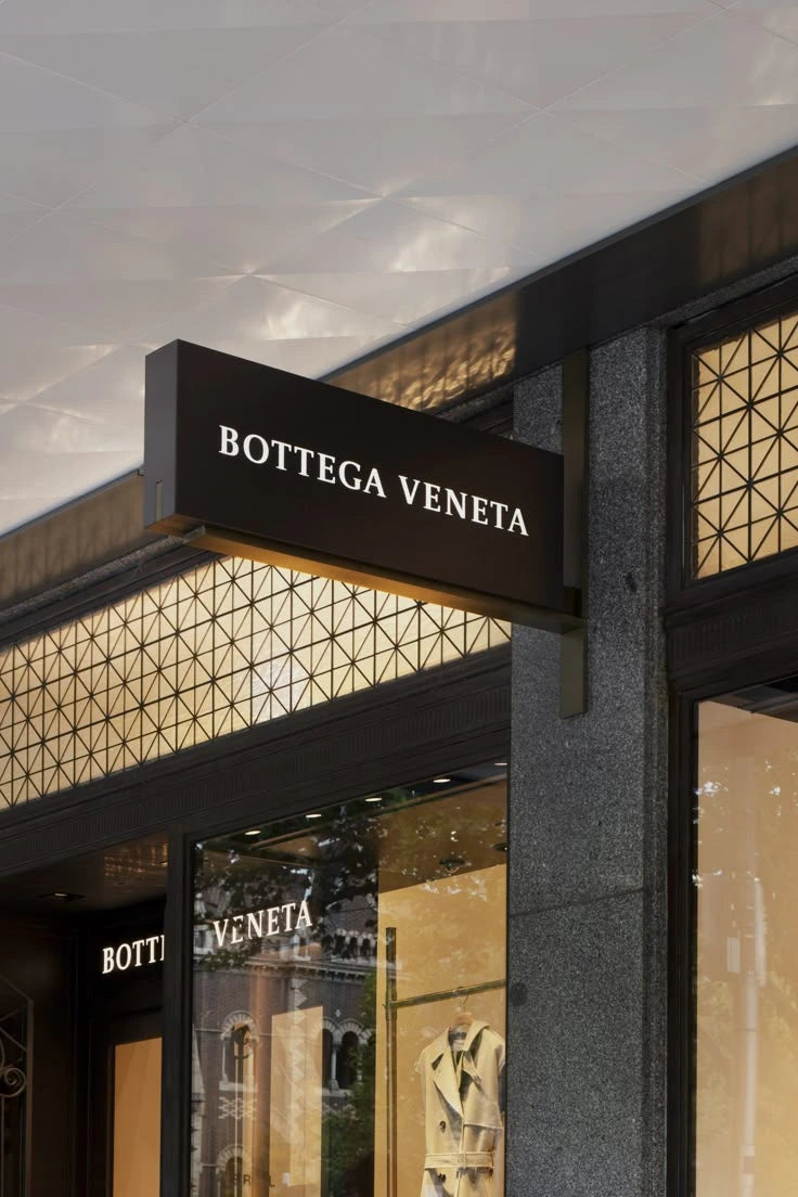 Bottega Light Box